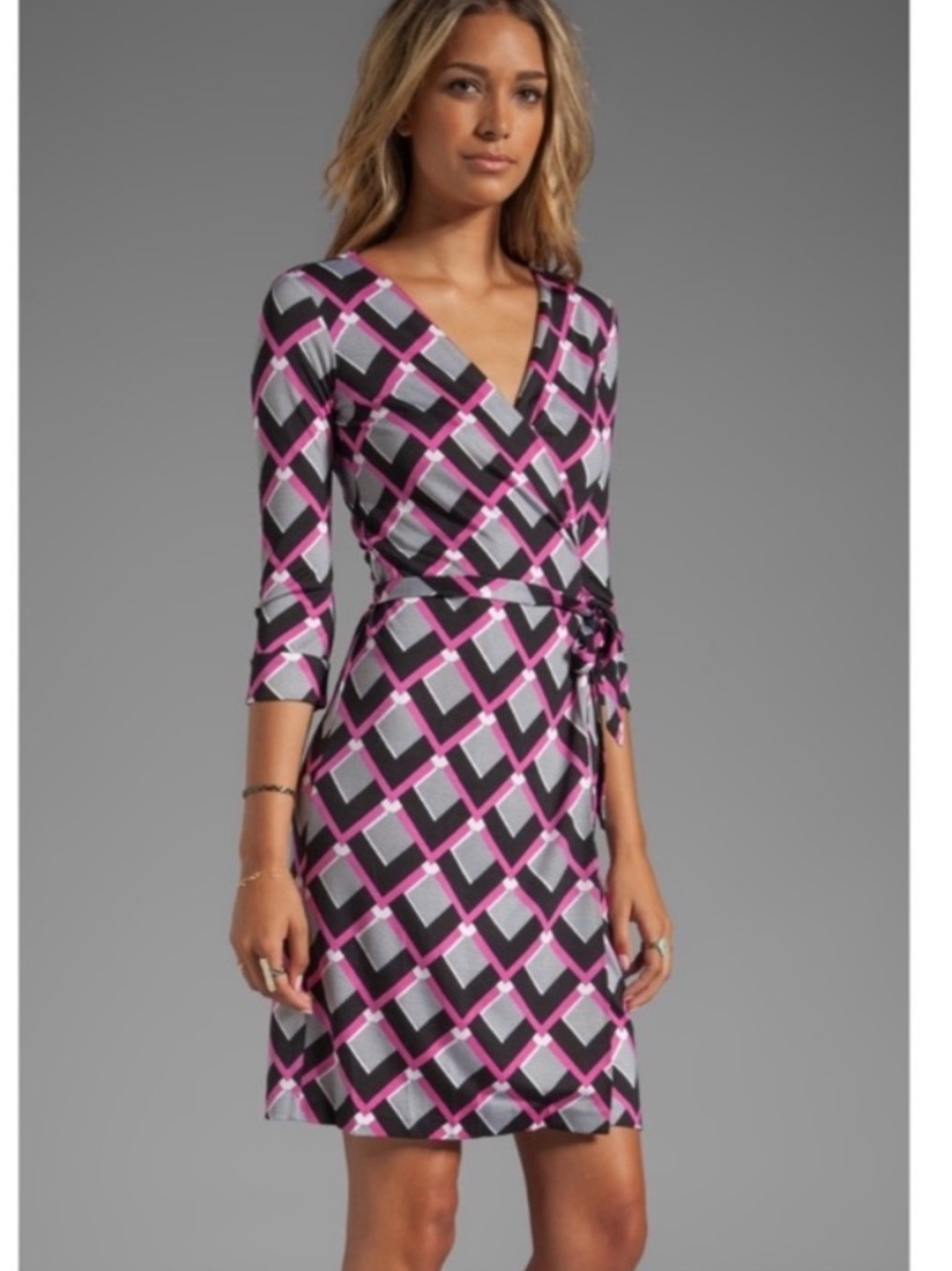 Diane Von Furstenberg Julian Silk Two Square Wrap Dress Size 2